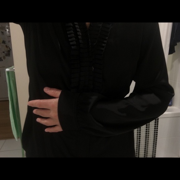Olsen black blouse - Picture 7 of 7